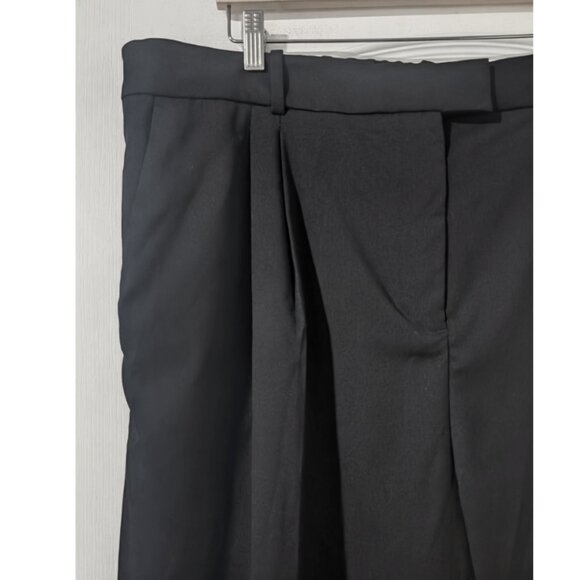 H&M | Pleat Front, Ankle-Length Trousers In Black - Picture 5 of 9